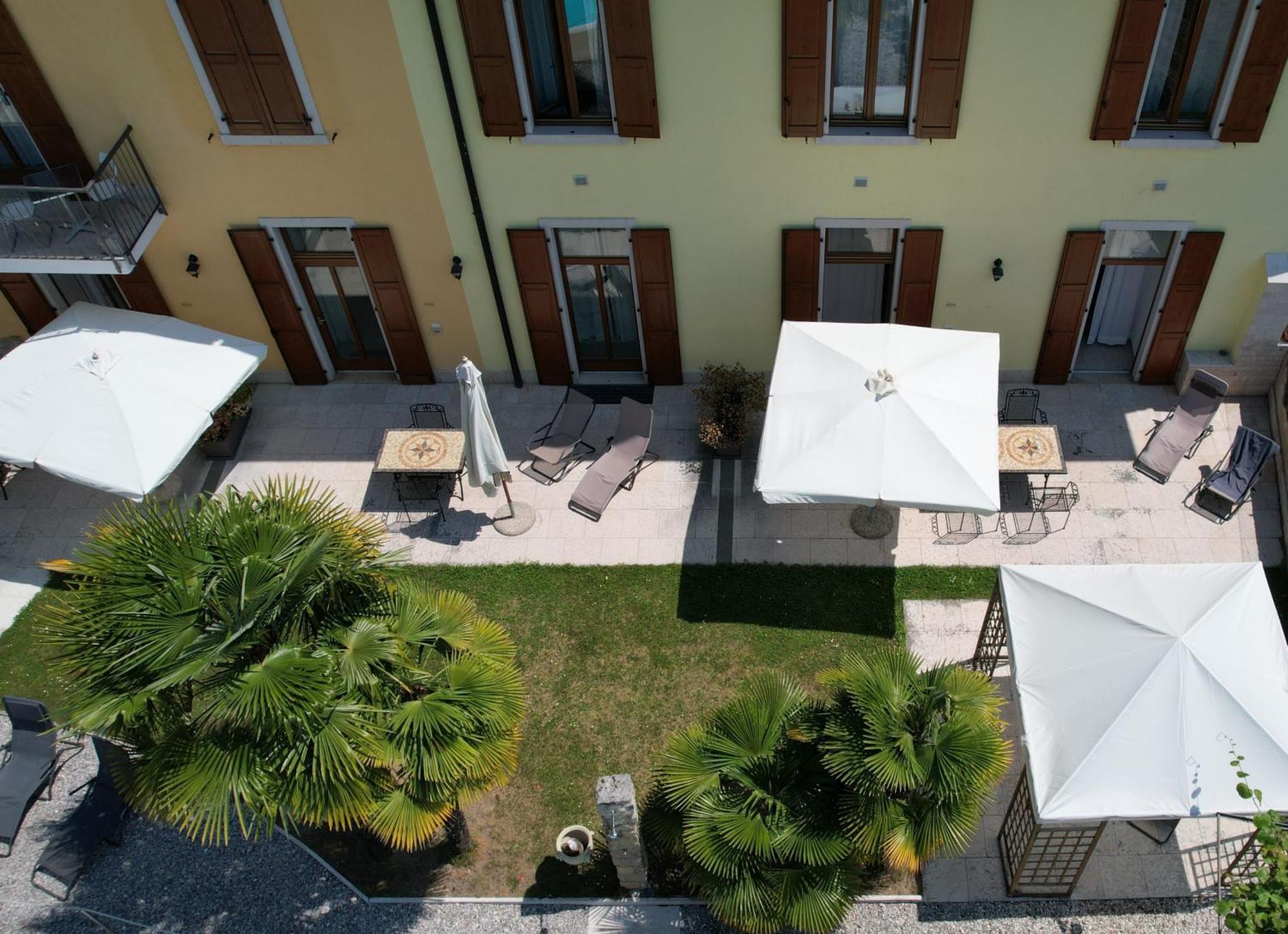 Appartamenti Gardastivo Arco Exteriér fotografie